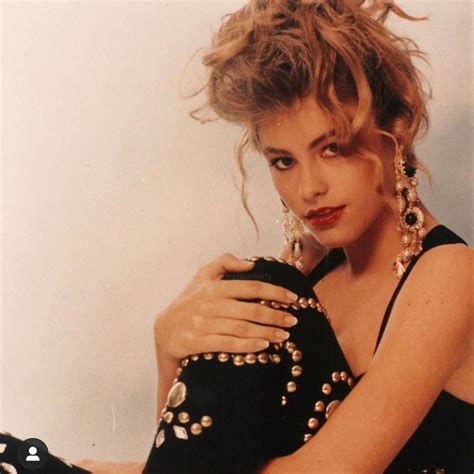 sofia vergara joven|Sofía Vergara: las fotos de su gloriosa juventud como。